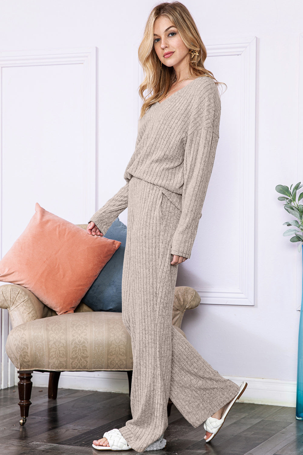 Light Grey Slouchy Ribbed Knit V Neck Top & Pants Loungewear Set